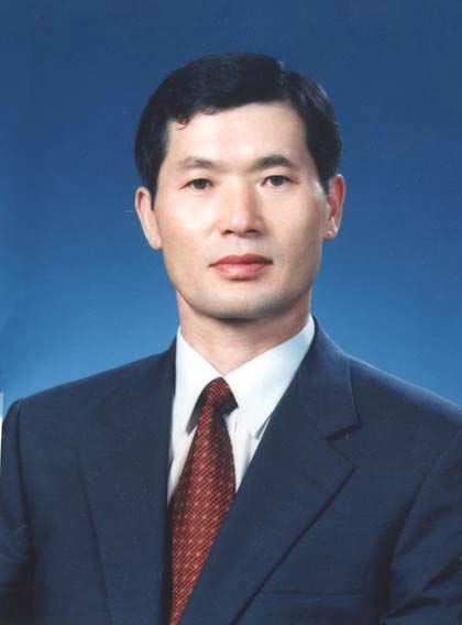 18대 윤규혁사진