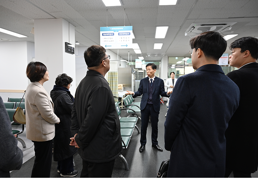 대전충남지방병무청은 정책자문위원을 초청하여 ’25년 주요 추진사업 성과 공유 및 병무정책 발전방안에 대해 토의하는 시간을 가졌다.